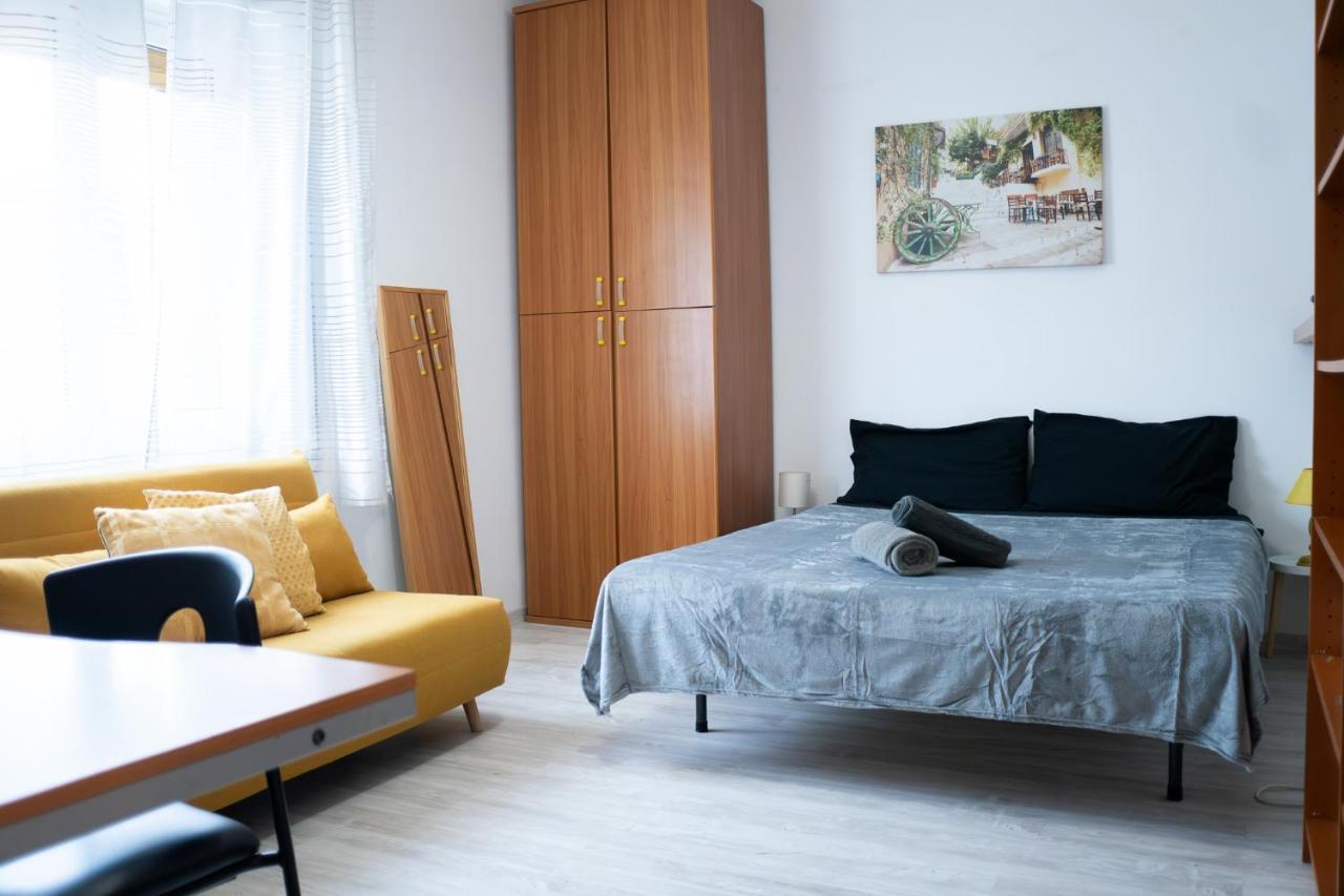 Nonna Pina Guest House Moderno Appartamento Vicino Metro AWifi,Netflix Рим Экстерьер фото