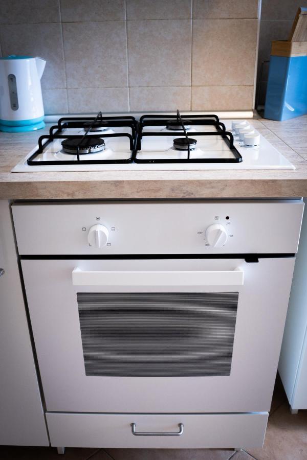 Nonna Pina Guest House Moderno Appartamento Vicino Metro AWifi,Netflix Рим Экстерьер фото