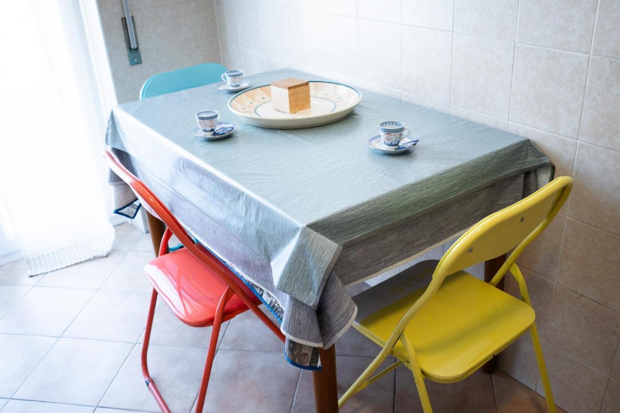 Nonna Pina Guest House Moderno Appartamento Vicino Metro AWifi,Netflix Рим Экстерьер фото